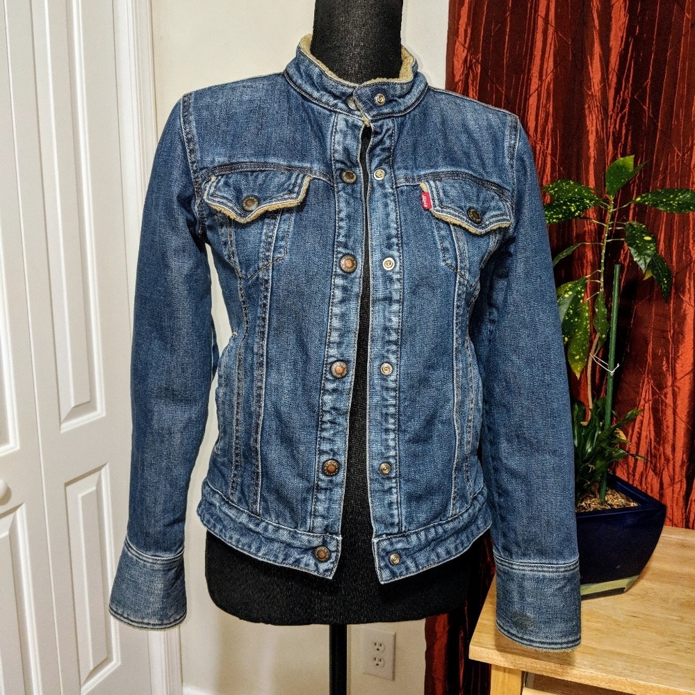⬇️💲Levi's winter jeans jacket
